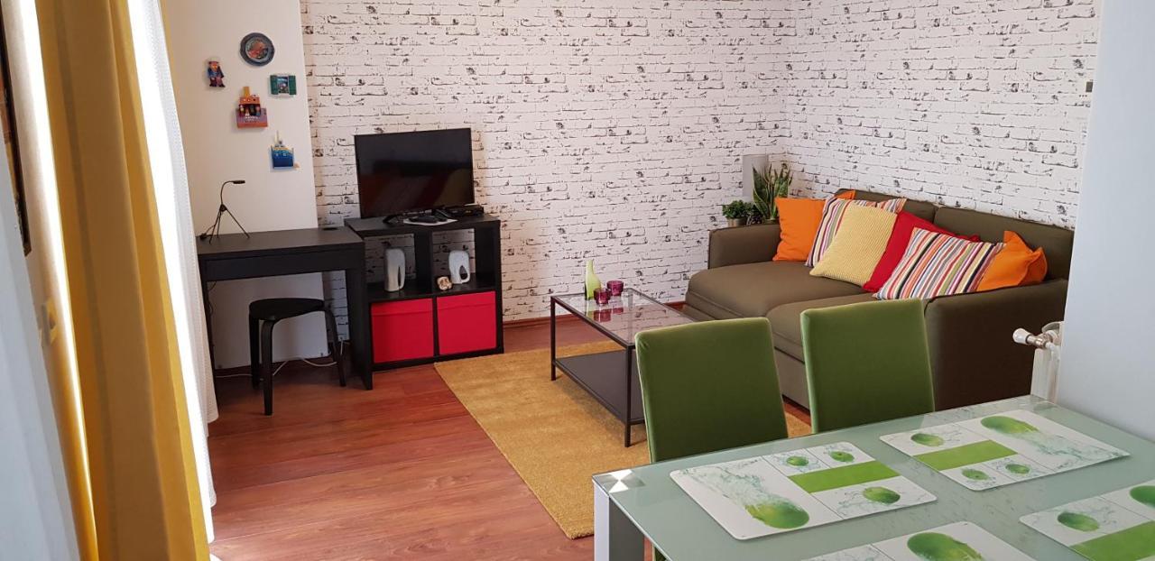 Apartman i Studio apartman Majoli Kukuljanovo Bagian luar foto